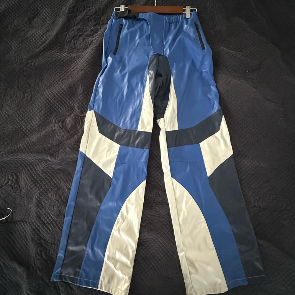 PrettyLittleThing Blue and White Pants